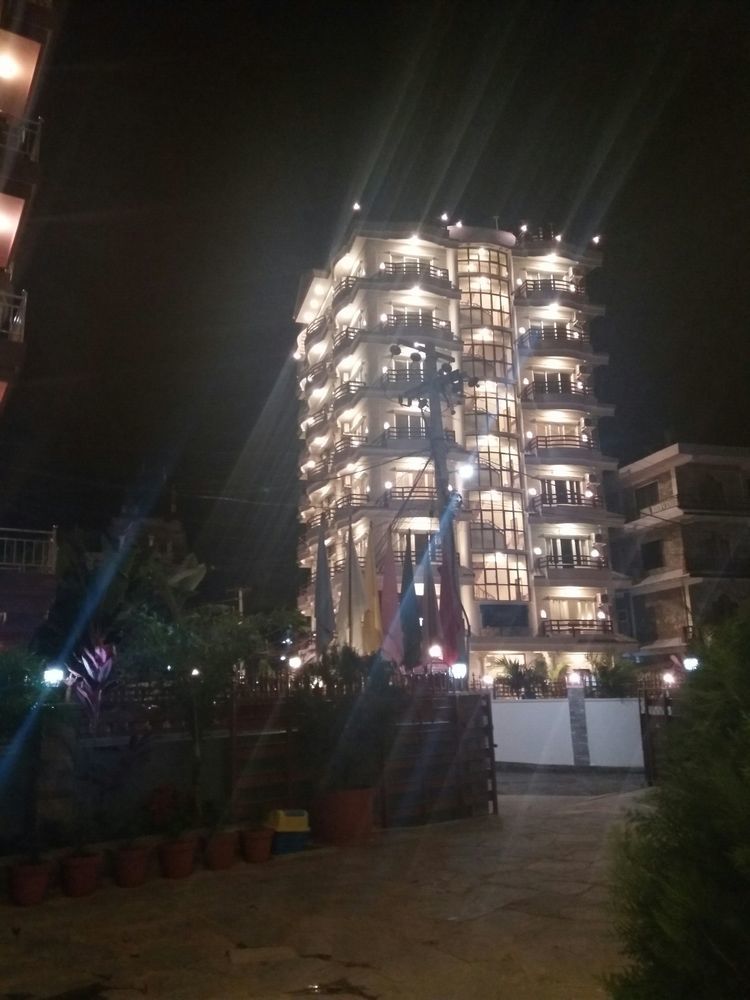 Hotel White Pearl Pokhara Zewnętrze zdjęcie