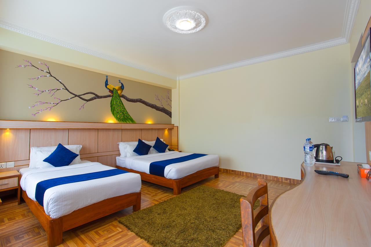 Hotel White Pearl Pokhara Zewnętrze zdjęcie