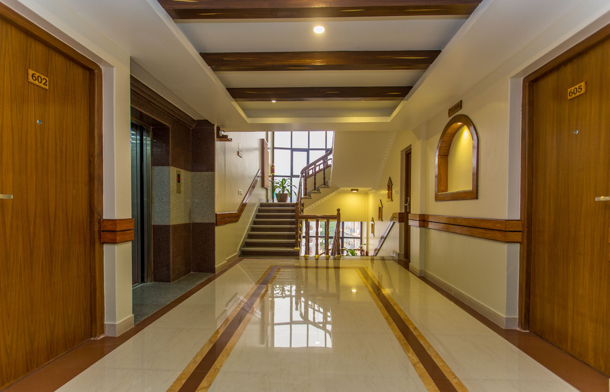 Hotel White Pearl Pokhara Zewnętrze zdjęcie