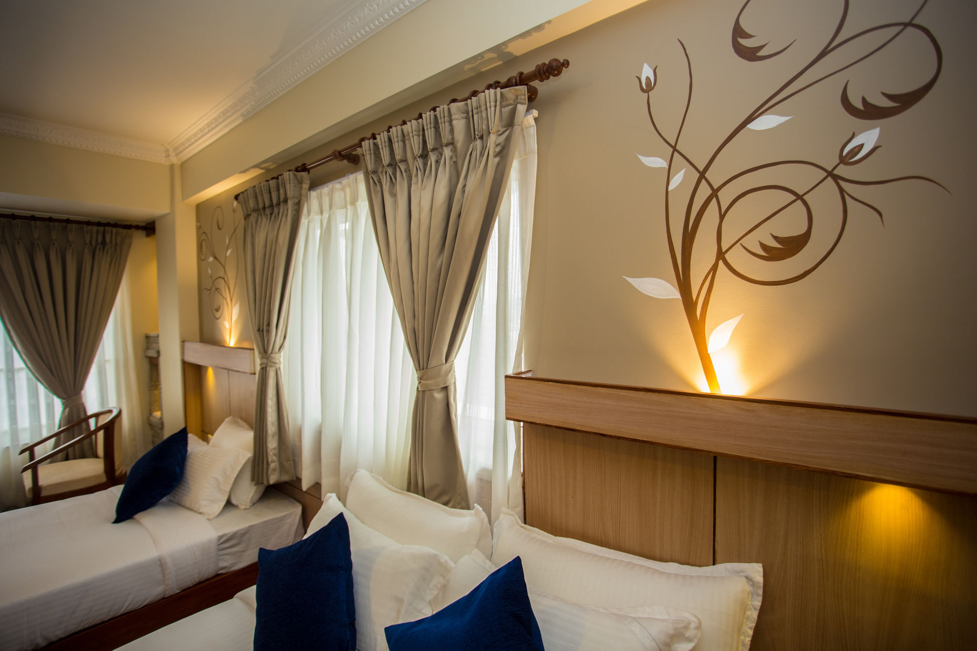 Hotel White Pearl Pokhara Zewnętrze zdjęcie