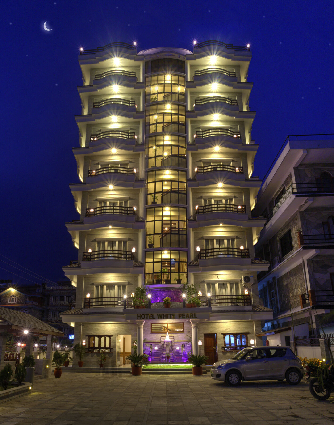 Hotel White Pearl Pokhara Zewnętrze zdjęcie