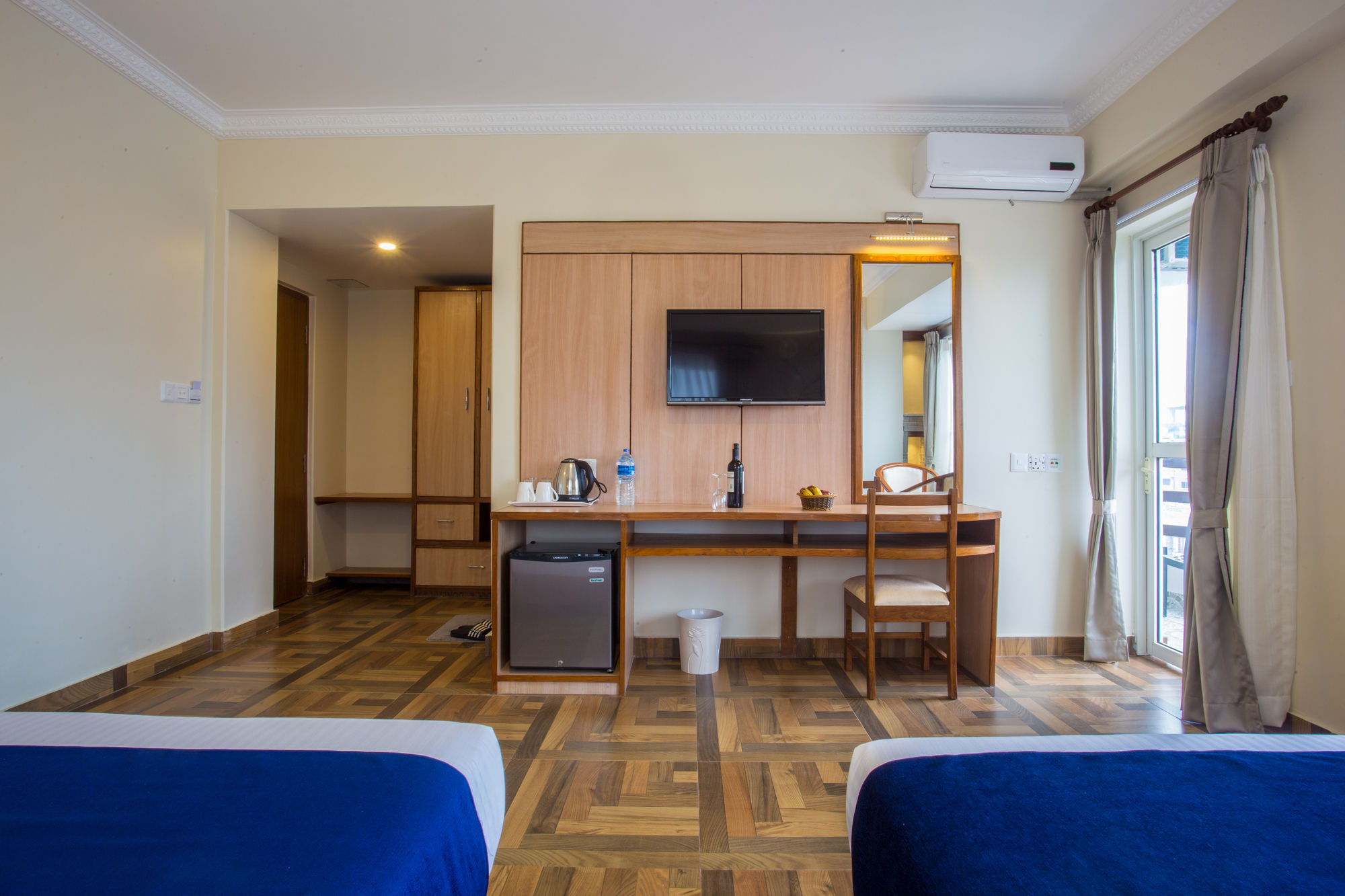 Hotel White Pearl Pokhara Zewnętrze zdjęcie